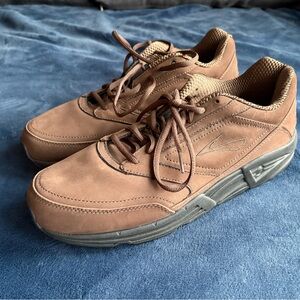 Brooks Brown Sneakers Classic Retro Design